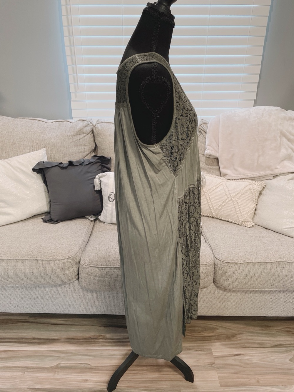 POL Bohemian Green Rustic Long Lace Vest Size M - Picture 3 of 5